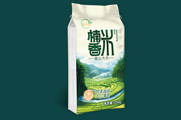 ​狗子28设计x楠香大米包装设计落地